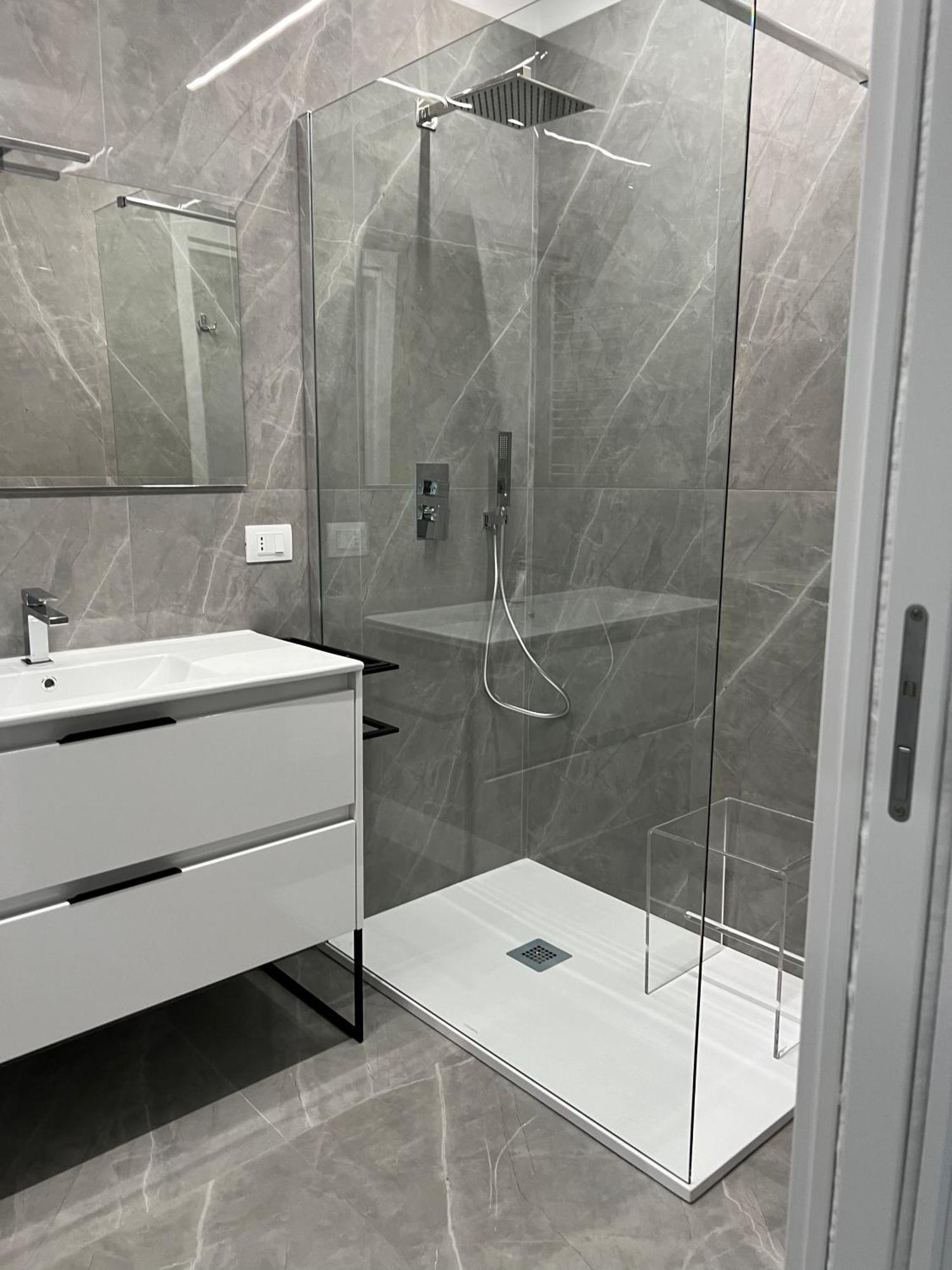 White Elegance Luxury B&B Caserta Buitenkant foto